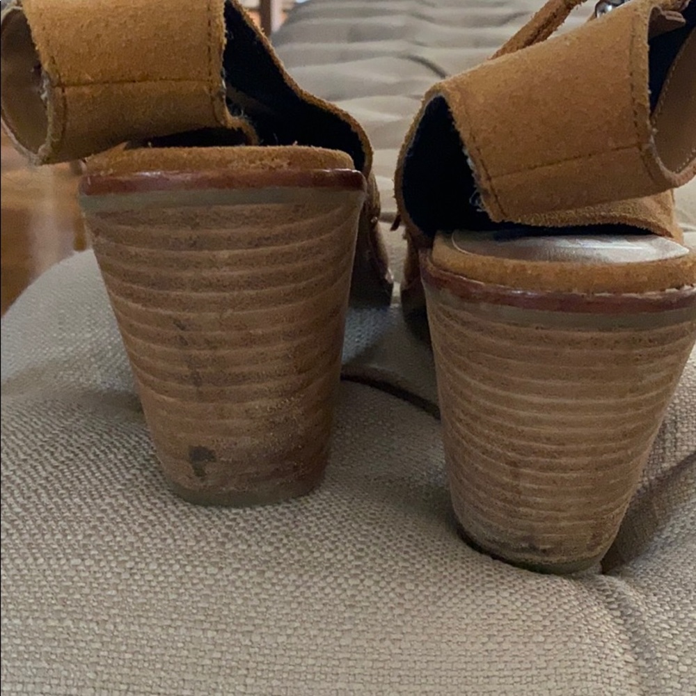 DV Dolce Vita Jentry Bootie - Picture 5 of 6